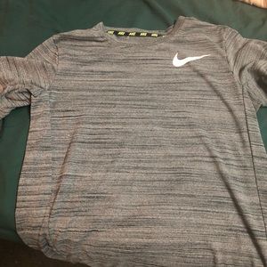 Nike Dryfit youth medium shirt